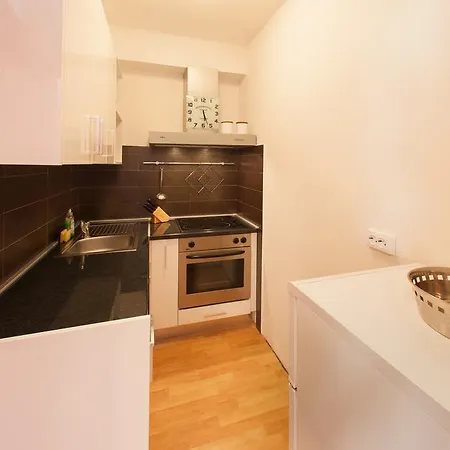 Luana Apartment *